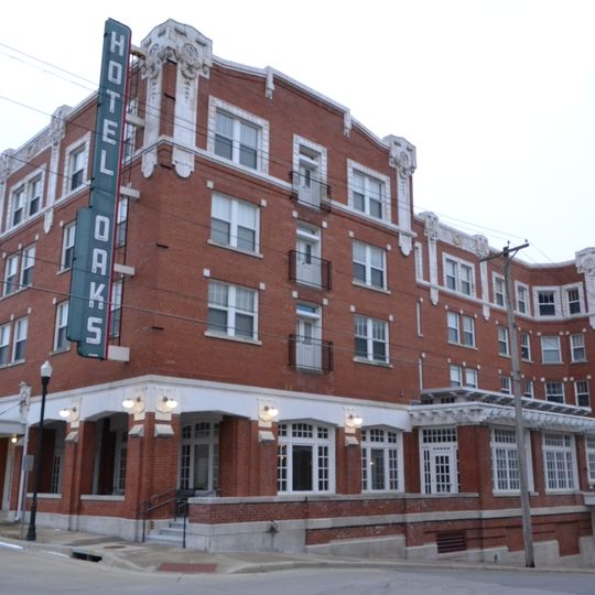 Excelsior Springs Hall of Waters Commercial West Historic District