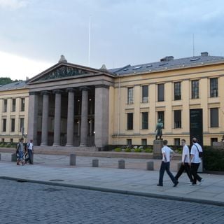 Universitätsgebäude am Karl Johans gate