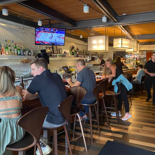 Hapa Sushi Grill & Sake Bar - Lodo