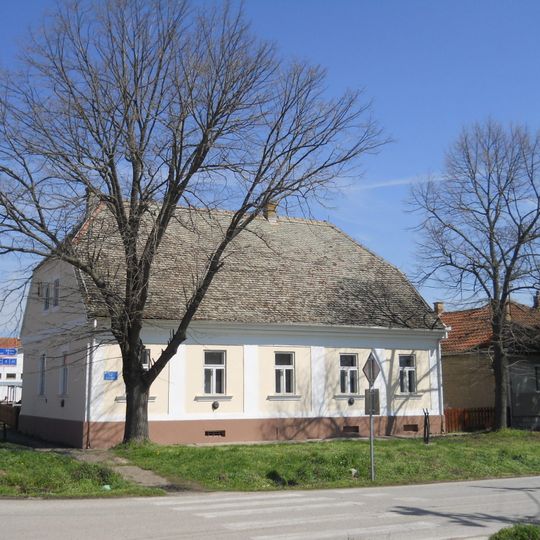 Bâtiment de la Frontière militaire à Krčedin