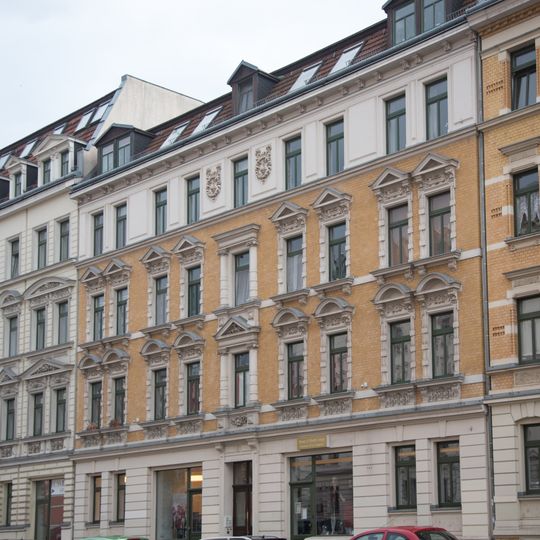 Mietshaus Industriestraße 43