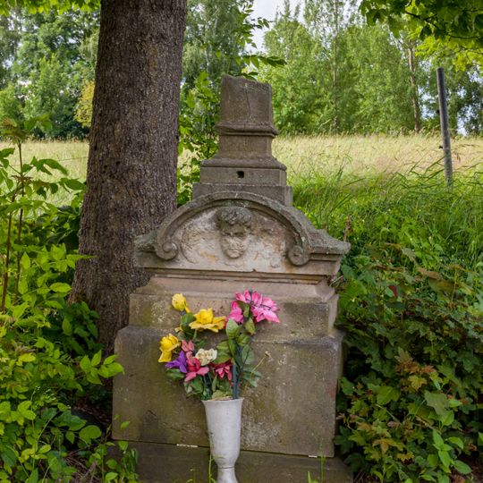 Torzo kříže v Rokytnici v Orlických horách