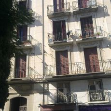 Habitatges a la plaça de l'Àngel, 1