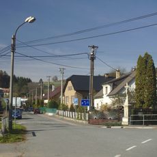 Kříž ve Václavově na křižovatce