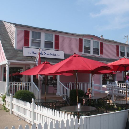 Capt. William Hallett House