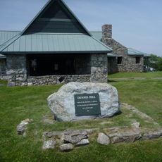 Tamarack Lodge Bungalow