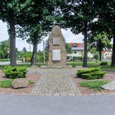 Denkmal für die Gefallenen des Ersten und Zweiten Weltkrieges An den Linden (Dorfanger)