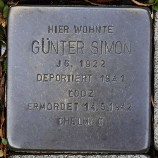 Stolperstein dedicated to Günter Simon