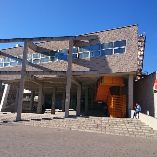 Biblioteca Pública Puente de Vallecas - Miguel Hernández - Vallecas