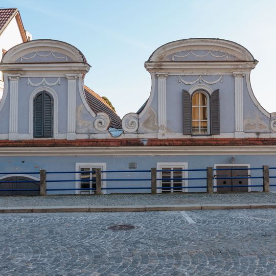 Velké náměstí 45