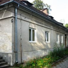 Budynek administracyjno-gospodarczy II