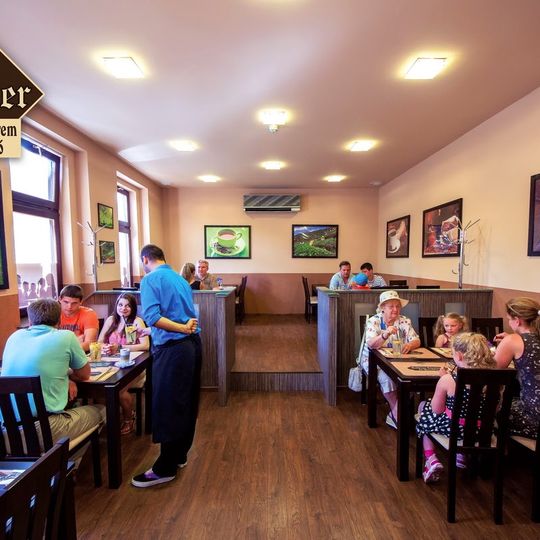Gulliver Restaurant, Pizzeria & Café