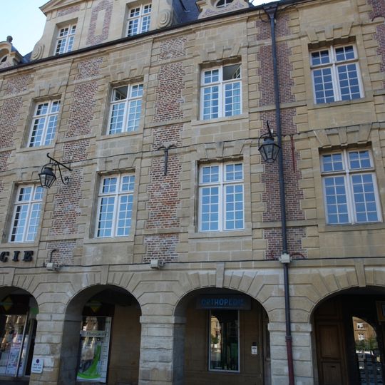 Immeuble, 43 place Ducale