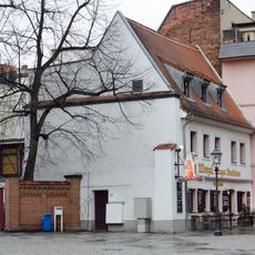 Wohnhaus in halboffener Bebauung Domhof 12