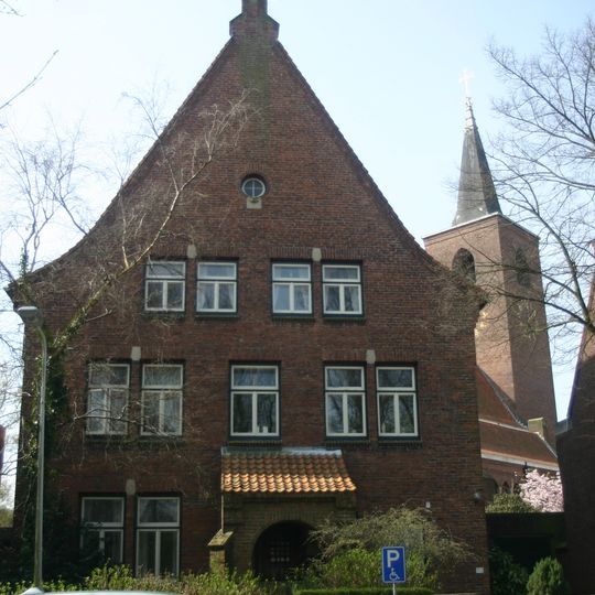Sint-Petruskerk: pastorie