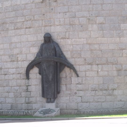 Monumento a los Defensores Caídos