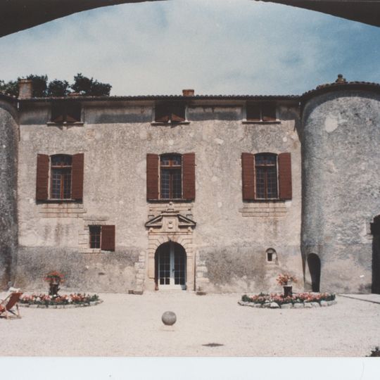 Chateau de la calade