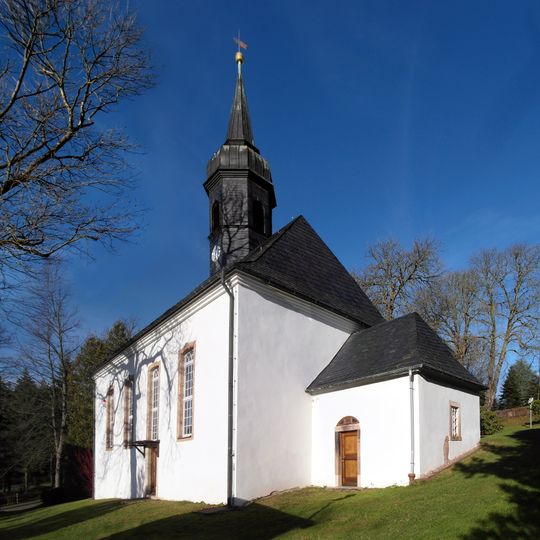 Kirche , Gedenktafel für die Gefallenen des 1. Weltkrieges an der Kirche und Kirchhof Untere Dorfstraße -