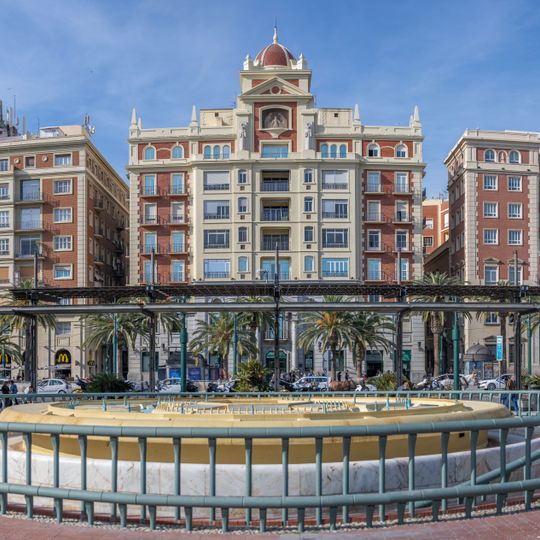 Fuente de la plaza de la Marina