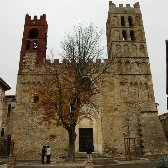 Former Sainte-Eulalie-et-Sainte-Julie cathedral and its cloister