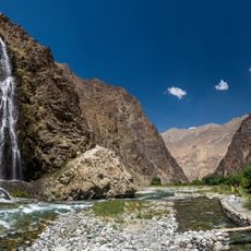 Manthokha Waterfall