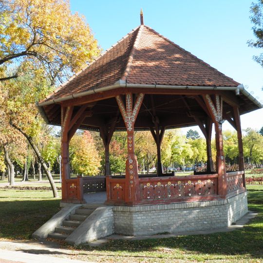 Kiosque à musique à Palić