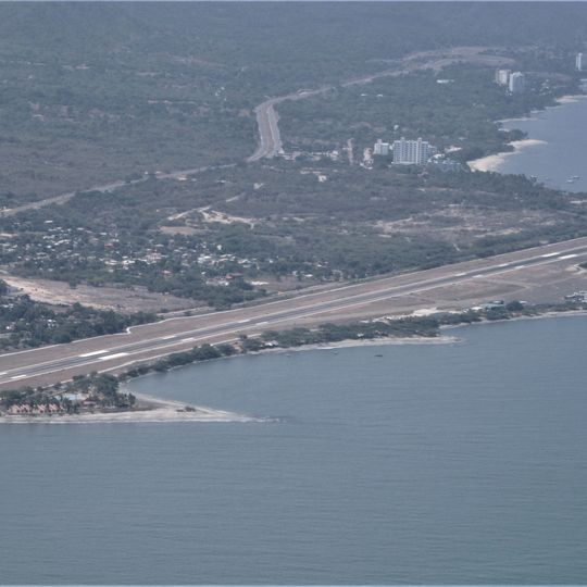 Simón Bolívar International Airport