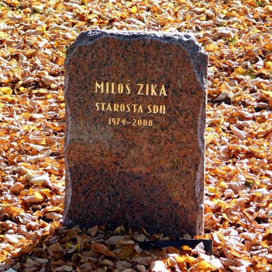 Památník Miloše Ziky v Kytíně