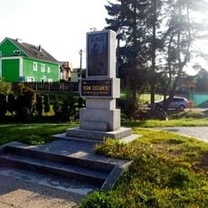 Pomník obětem druhé světové války v Dolním Žandově