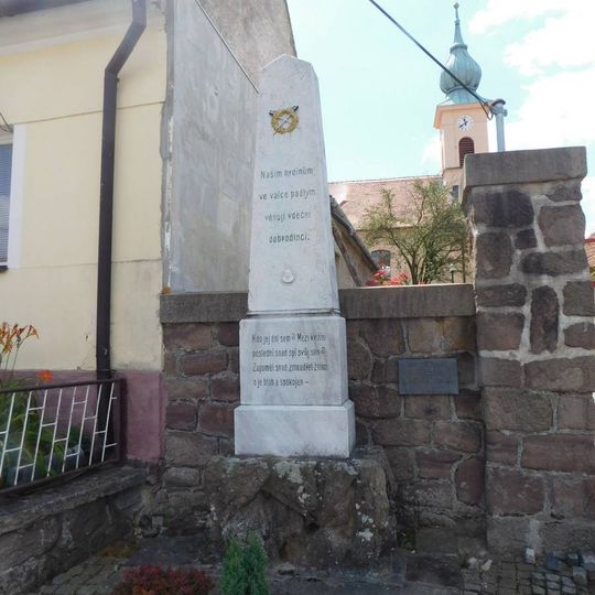 Pomník padlým v Ketkovicích