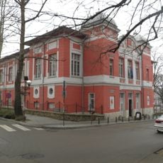 Читалище „Еленка и Кирил Д. Аврамови“