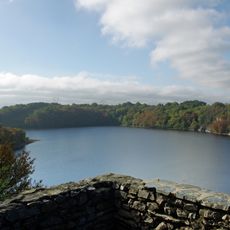 Vue sur le barrage d'Éguzon