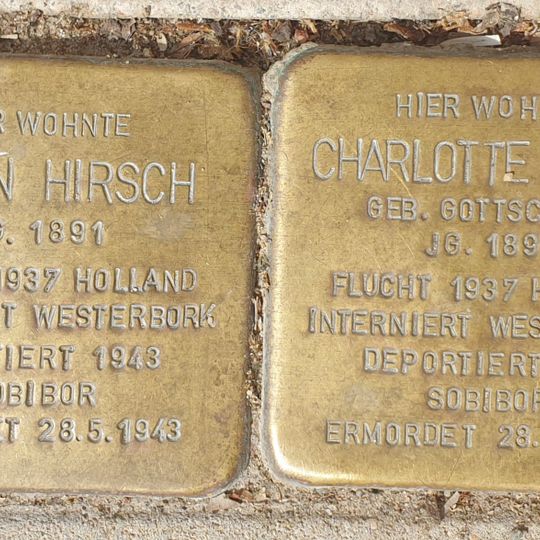 Stolperstein en memoria de Charlotte Hirsch