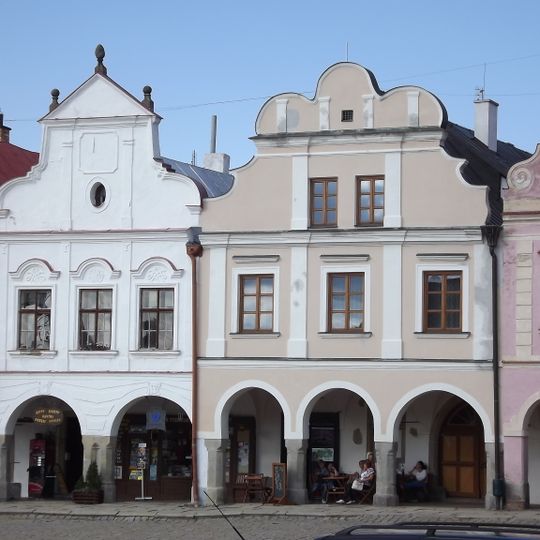 Náměstí Zachariáše z Hradce 49