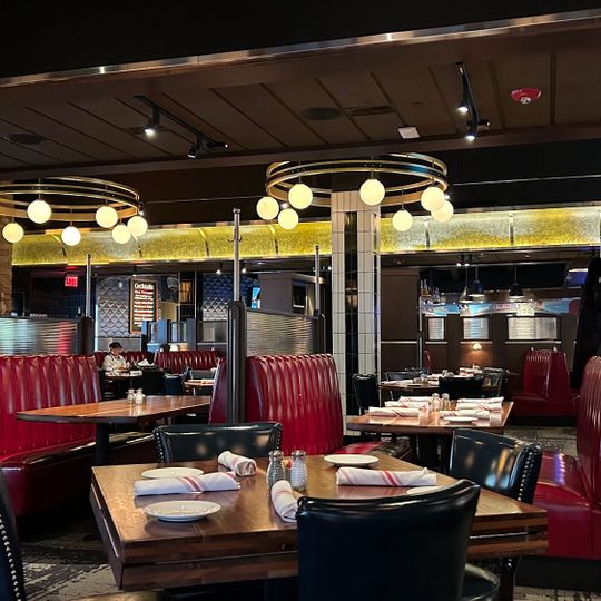 Cap City Fine Diner & Bar