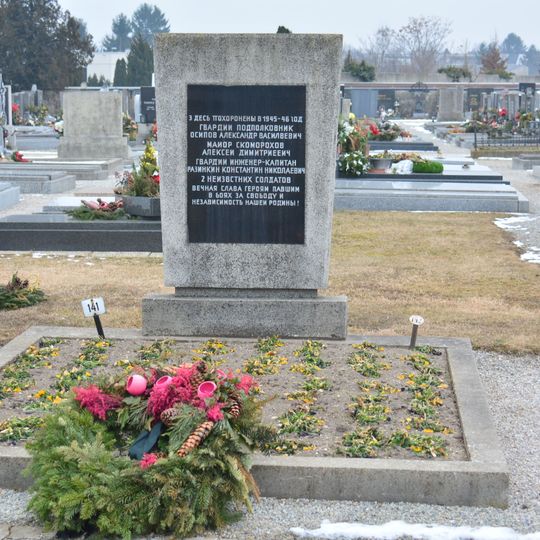 War cemetery Neufeld an der Leitha