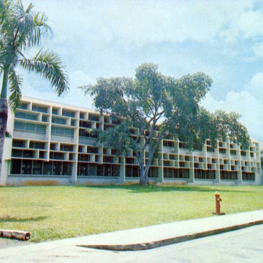 Biblioteca José M. Lázaro