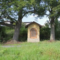 Kaplička v Masarykově ulici v Českém Dubu