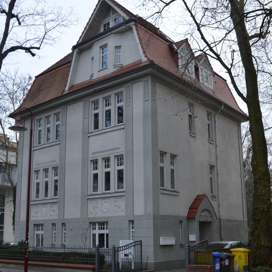 Goethestraße 58