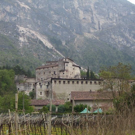 Castel Pietra