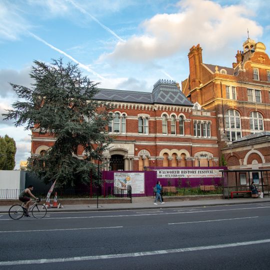 Southwark Municipal Offices And Attached Railings