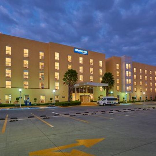 City Express by Marriott CDMX Plaza Central