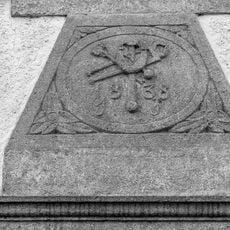 Former blacksmith's shop - door jambs and shield over lintel