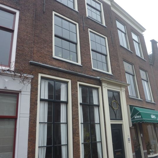 Oude Rijn 10, Leiden