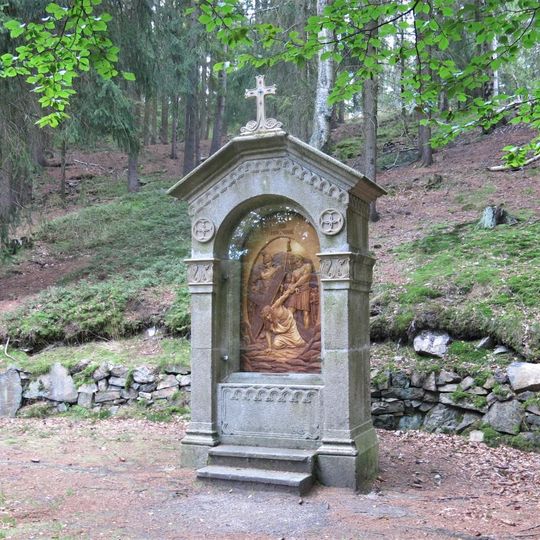 Kaplička zastavení VII. na křížové cestě v Nejdku