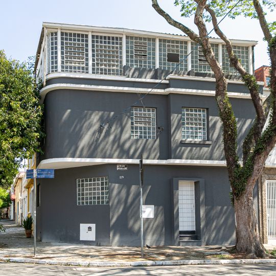 Imóvel à Rua Bartolomeu de Gusmão, nº 104