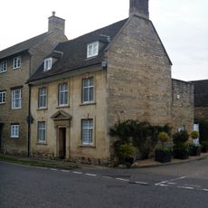 The Beehive Public House