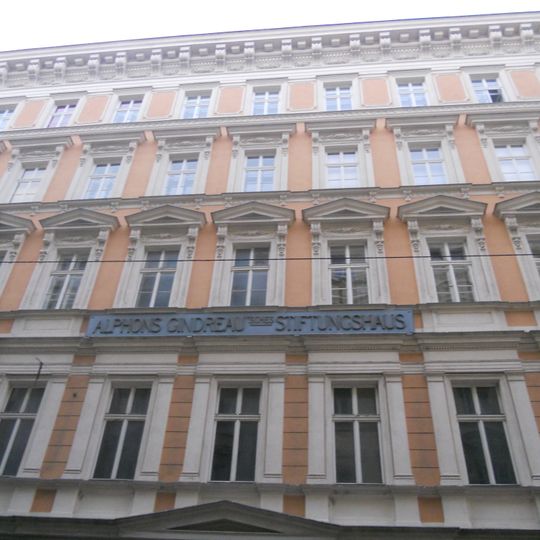 Wohnung samt Interieur