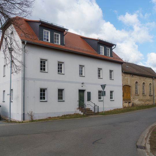 Gasthaus mit Saalanbau Am Schafsberg 1
