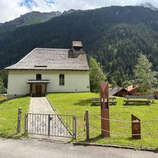 Reformed church Gadmen with former clergyman's house